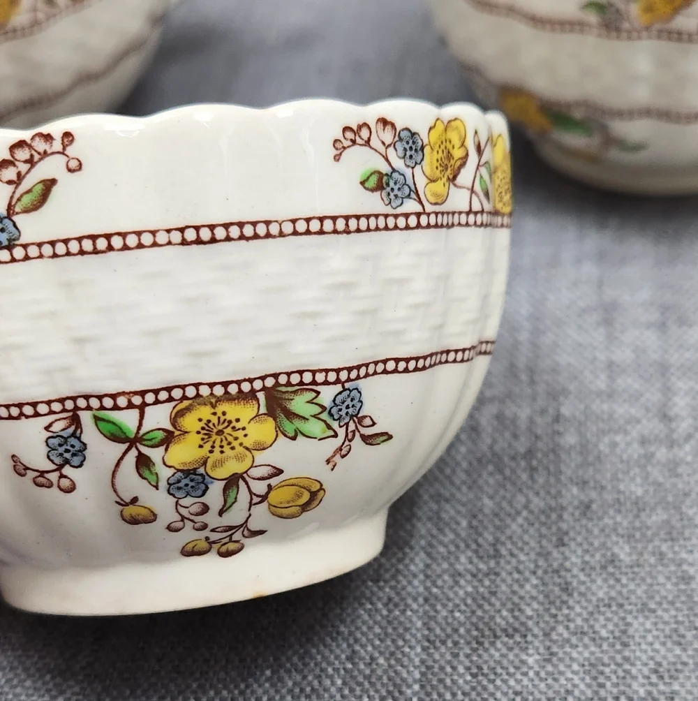 Vintage Copeland "Buttercup" Spode England Tea Cup Set Of 6 Various Condition - Picture 3 of 10